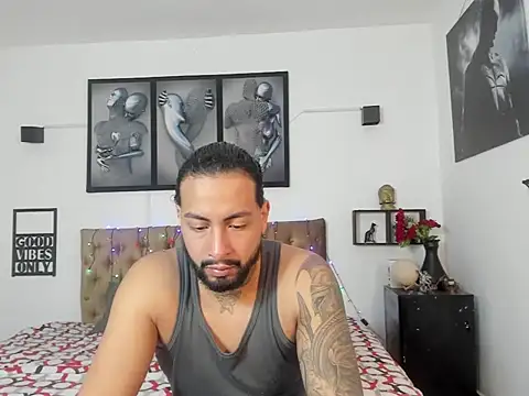 christopher palmerjs online show from December 3, 6:40 pm