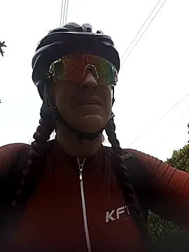 Snapshot of LAPOTRA_04 chatting on November 23, 12:04 pm LAPOTRA 04 online show from November 23, 12:04 pm