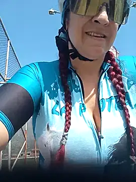 LAPOTRA 04 online show from January 9, 2:57 pm