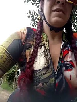 Snapshot of LAPOTRA_04 chatting on November 21, 3:22 pm LAPOTRA 04 online show from November 21, 3:22 pm