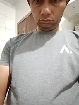 Snapshot of cariocap86 chatting on October 25, 5:28 am cariocap86 online show from October 25, 5:28 am