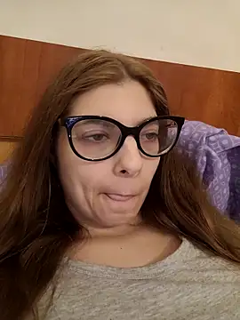 sweetbabygirlforyou online show from April 14, 7:57 am