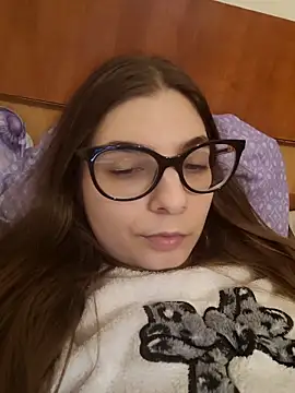 sweetbabygirlforyou online show from April 1, 1:52 pm