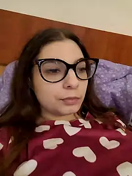 sweetbabygirlforyou online show from March 25, 10:41 pm