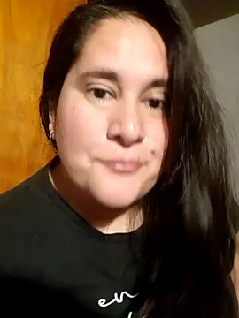 Snapshot of Clara_Arg chatting on November 13, 1:31 am Clara Arg online show from November 13, 1:31 am