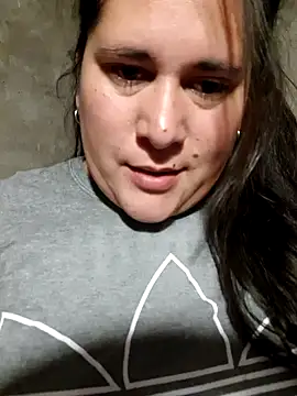 Snapshot of Clara_Arg chatting on December 16, 2:27 am Clara Arg online show from December 16, 2:27 am