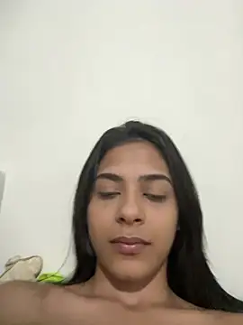 Snapshot of barbiie1818 chatting on July 17, 5:15 am barbiie1818 online show from July 17, 5:15 am