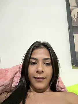 Snapshot of barbiie1818 chatting on July 16, 5:48 am barbiie1818 online show from July 16, 5:48 am