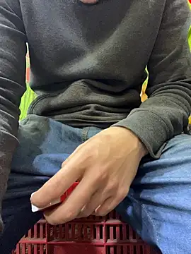 Unique-Man online show from February 13, 1:44 pm