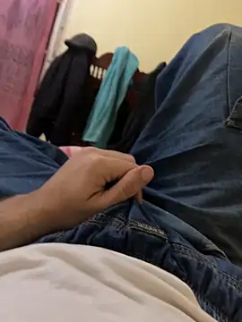 Unique-Man online show from February 10, 9:03 pm