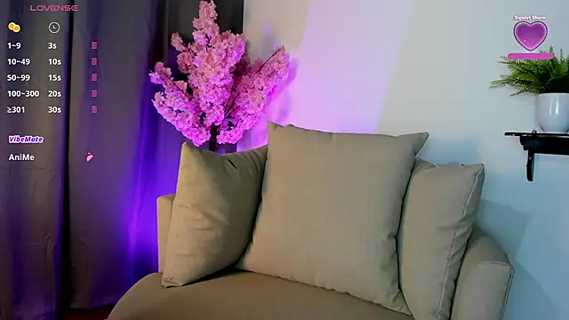 shaima   online show from November 26, 9:15 pm