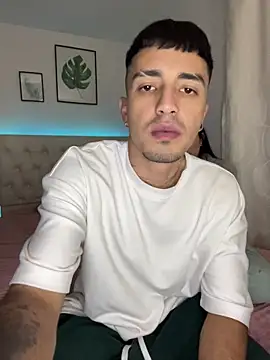 BIJOU SECRET online show from March 29, 3:08 am