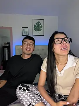 Snapshot of BIJOU_SECRET chatting on February 23, 4:25 am BIJOU SECRET online show from February 23, 4:25 am