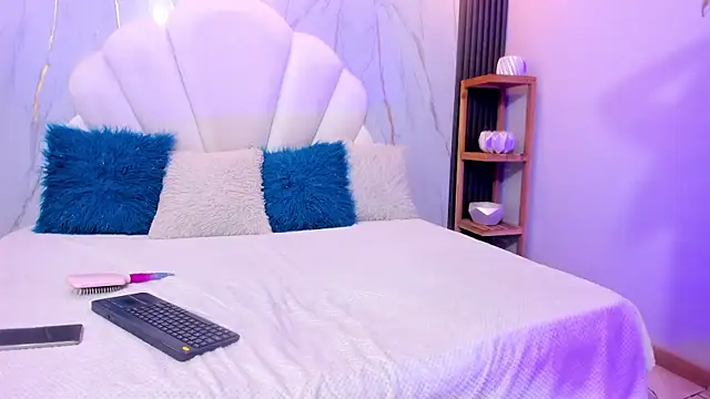 whisper nova online show from January 12, 4:52 am