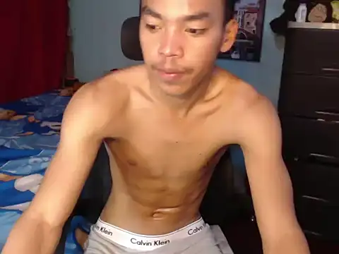 slimraz02 online show from March 4, 3:36 am