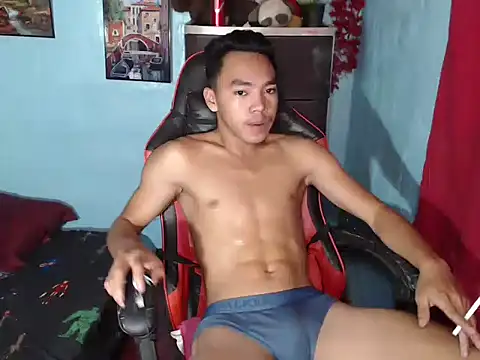 Snapshot of slimraz02 chatting on November 23, 12:42 am slimraz02 online show from November 23, 12:42 am