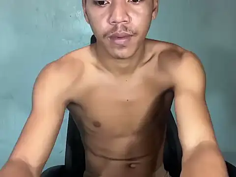 slimraz02 online show from July 29, 2:44 am