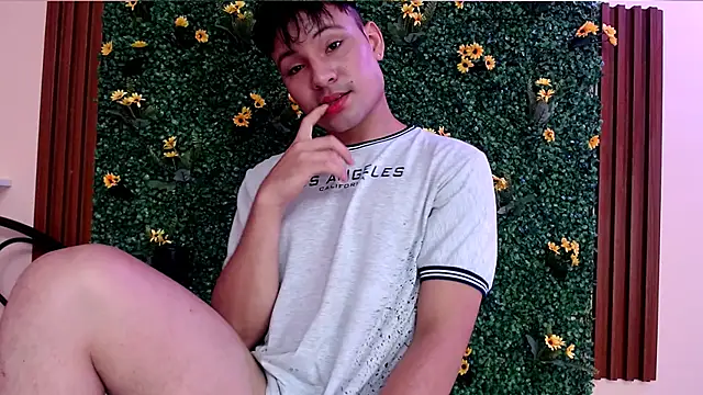 angel666smit online show from October 30, 1:31 pm