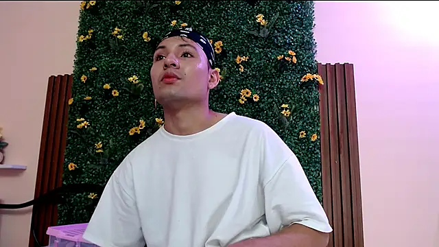 angel666smit online show from November 1, 6:13 pm