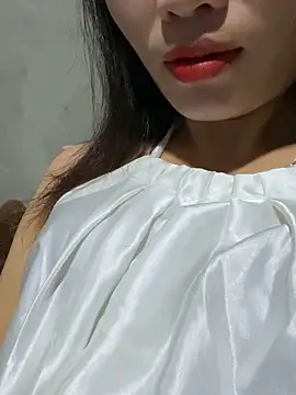 Snapshot of Yunzang chatting on December 2, 11:17 pm Yunzang online show from December 2, 11:17 pm