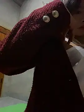 Snapshot of Yunzang chatting on November 24, 12:32 am Yunzang online show from November 24, 12:32 am