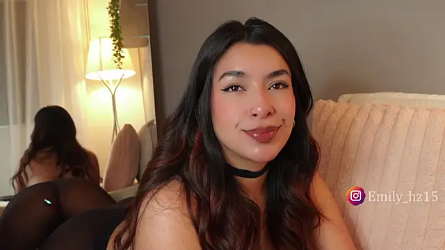 Snapshot of Missemily_11 chatting on April 30, 9:49 am Missemily 11 online show from April 30, 9:49 am