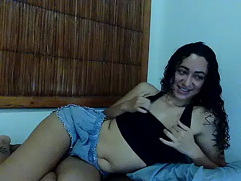 Snapshot of eleganceafterdark chatting on November 3, 3:15 pm eleganceafterdark online show from November 3, 3:15 pm