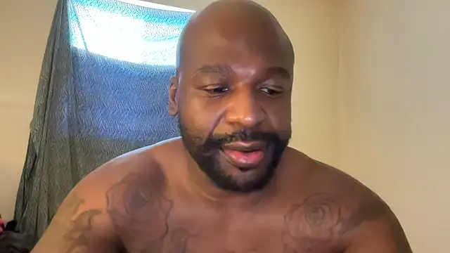 EggplantMonster4 online show from February 7, 6:38 pm