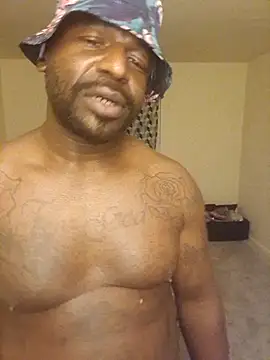 EggplantMonster4 online show from October 25, 5:06 am