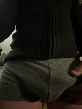 davi73d online show from November 29, 4:23 am