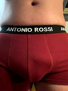 davi73d online show from November 30, 4:24 am