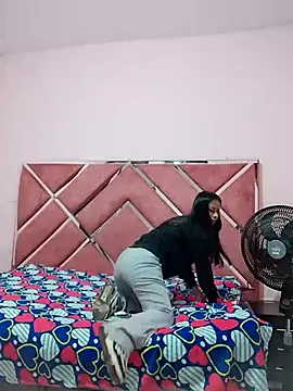 Snapshot of NataliaVega2 chatting on November 18, 2:38 am NataliaVega2 online show from November 18, 2:38 am