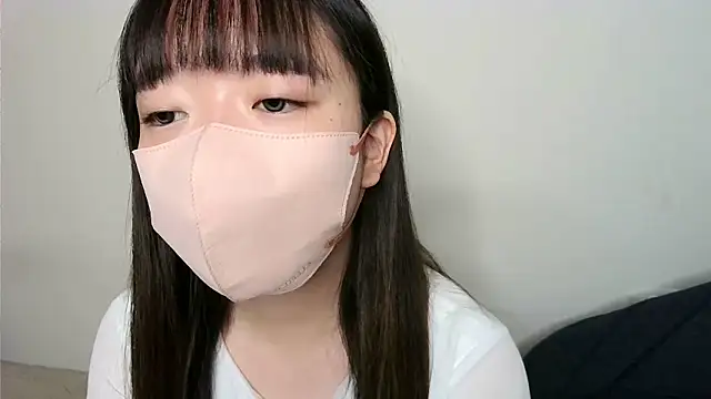 Snapshot of yua_chan00 chatting on October 28, 2:05 pm yua chan00 online show from October 28, 2:05 pm