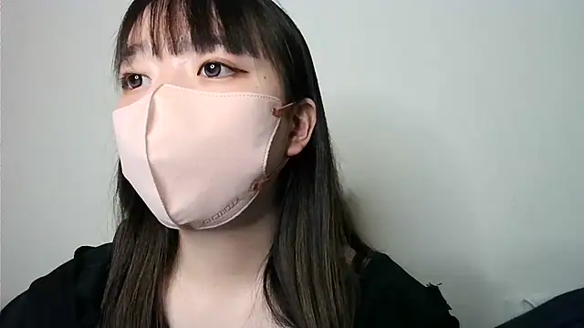 yua chan00 online show from March 4, 1:30 pm