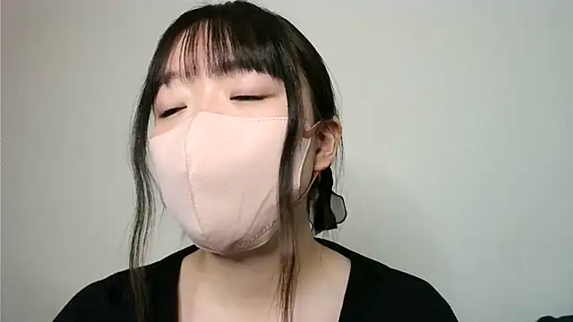 Snapshot of yua_chan00 chatting on November 7, 1:26 pm yua chan00 online show from November 7, 1:26 pm