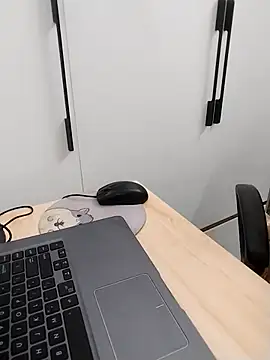 Snapshot of Tammy_meri chatting on December 5, 4:00 am Tammy meri online show from December 5, 4:00 am