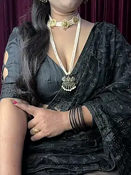 Snapshot of Ritika_janu chatting on December 21, 5:14 pm Ritika janu online show from December 21, 5:14 pm