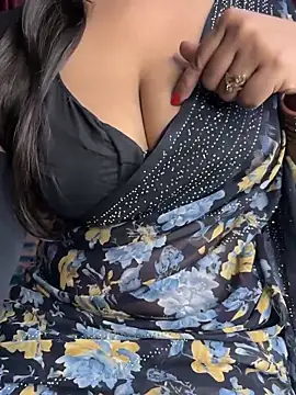 Snapshot of Ritika_janu chatting on November 4, 4:33 pm Ritika janu online show from November 4, 4:33 pm