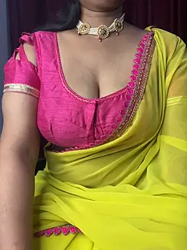 Snapshot of Ritika_janu chatting on December 1, 3:57 pm Ritika janu online show from December 1, 3:57 pm