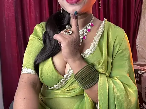 Snapshot of Ritika_janu chatting on February 5, 5:42 pm Ritika janu online show from February 5, 5:42 pm