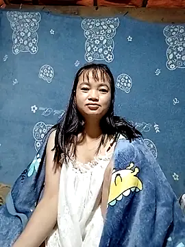 Snapshot of Noelle-e chatting on December 14, 9:09 pm Noelle-e online show from December 14, 9:09 pm