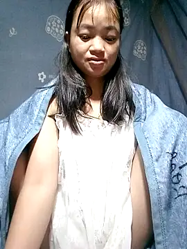 Snapshot of Noelle-e chatting on November 30, 11:16 pm Noelle-e online show from November 30, 11:16 pm