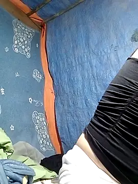 Noelle-e online show from April 2, 10:27 pm