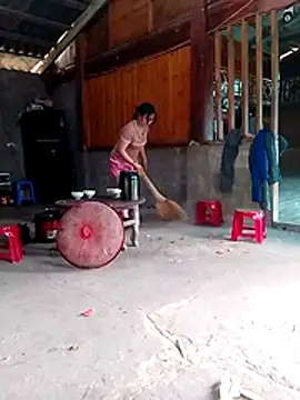 Phoena-a online show from April 1, 3:52 am