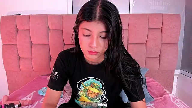 Snapshot of YeseniaRodriguez3 chatting on July 12, 12:50 pm YeseniaRodriguez3 online show from July 12, 12:50 pm