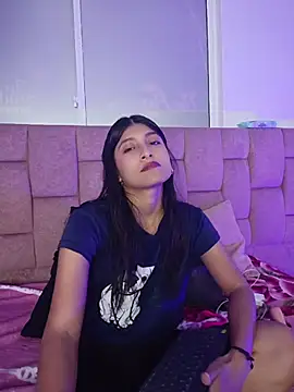 Snapshot of YeseniaRodriguez3 chatting on June 8, 12:49 pm YeseniaRodriguez3 online show from June 8, 12:49 pm