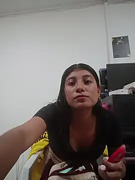 Snapshot of YeseniaRodriguez3 chatting on November 11, 9:53 pm YeseniaRodriguez3 online show from November 11, 9:53 pm