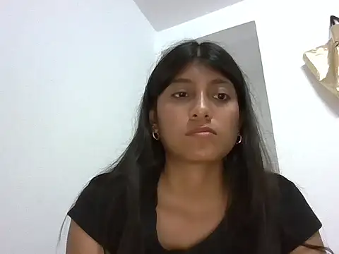 Snapshot of YeseniaRodriguez3 chatting on March 4, 11:23 pm YeseniaRodriguez3 online show from March 4, 11:23 pm