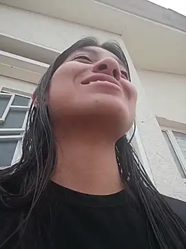 YeseniaRodriguez3 online show from April 9, 12:22 pm