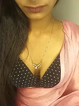 Snapshot of Marathi_Queen1 chatting on June 28, 9:48 am Marathi Queen1 online show from June 28, 9:48 am
